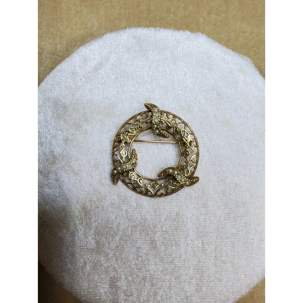 Vintage Goldtone Faux Seed Pearl Filigree Circle / Wreath Brooch/ Pin